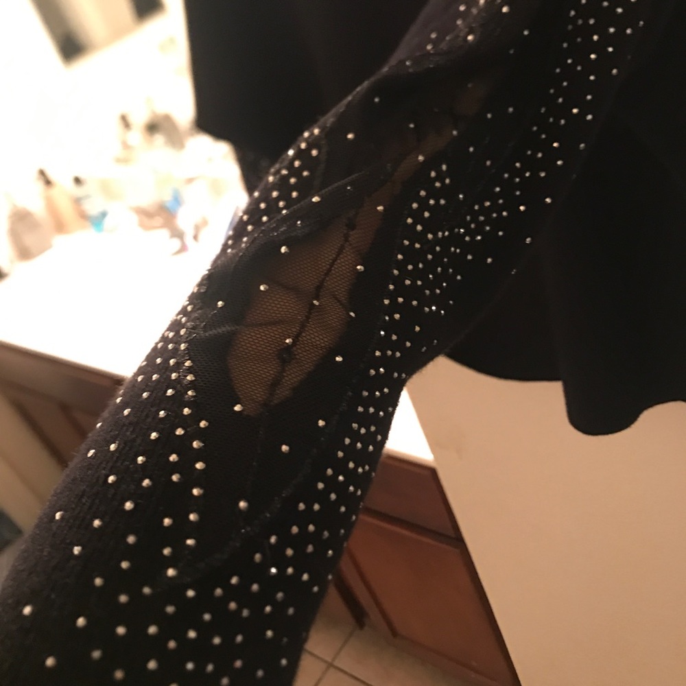 Sweet rain black sweater.